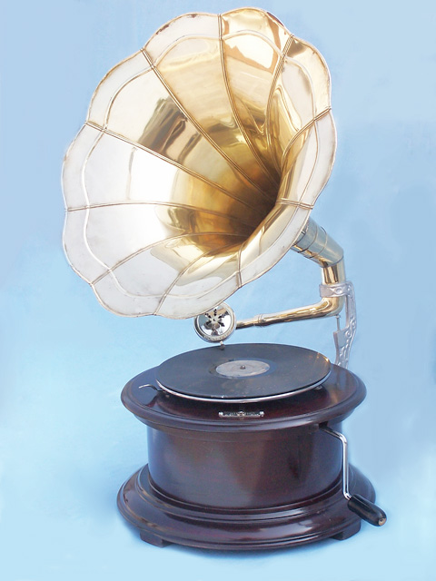 Round gramophone